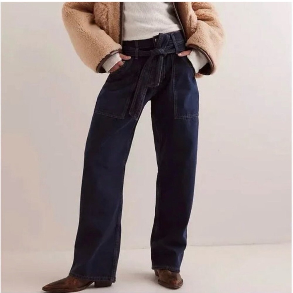 NWT We The Free Belted Boyfriend Dark Blue Jeans 24